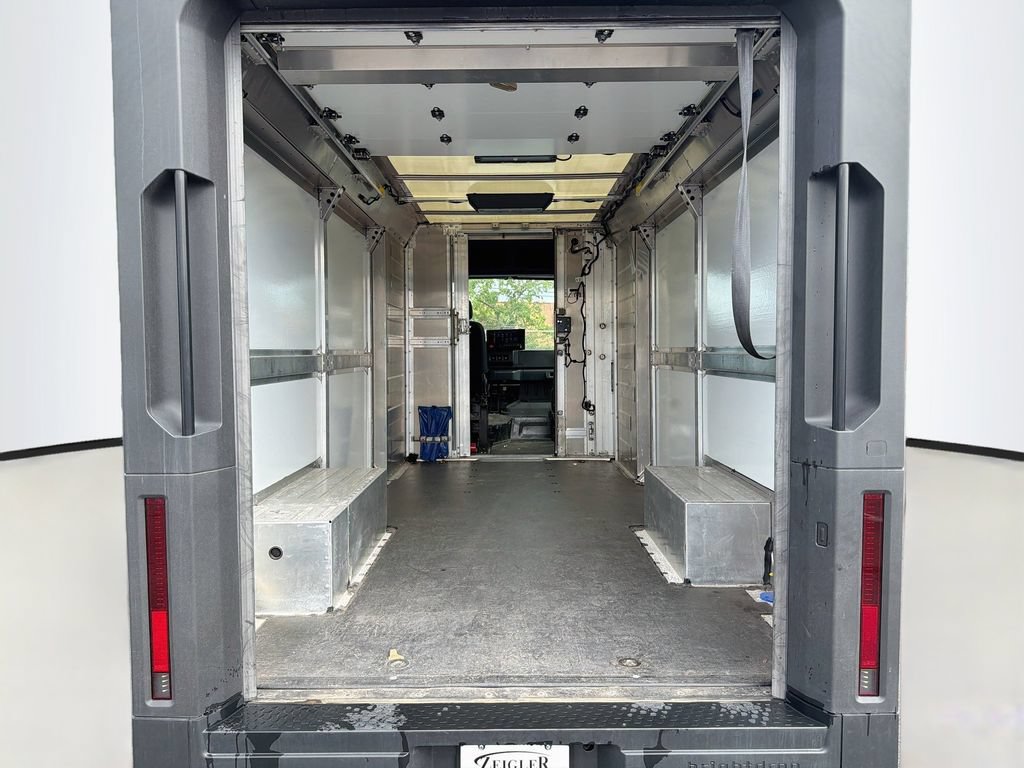 Used 2024 Chevrolet Brightdrop 600 w/ Commercial Equipment Package AWD/4WD image 24
