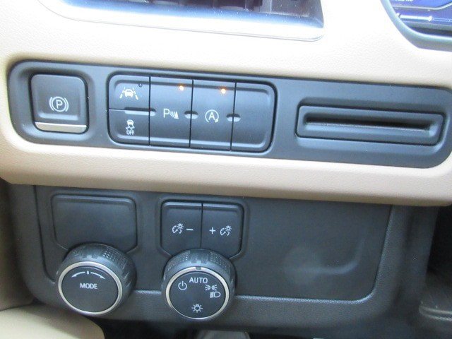 Used 2023 Chevrolet Tahoe Premier RWD image 24