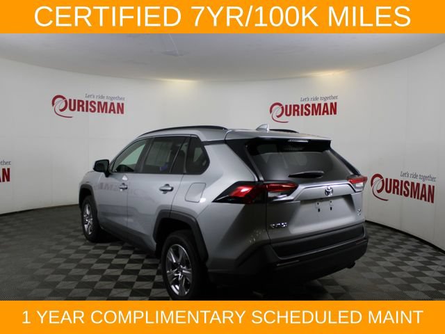 Used 2025 Toyota RAV4 XLE AWD/4WD image 5