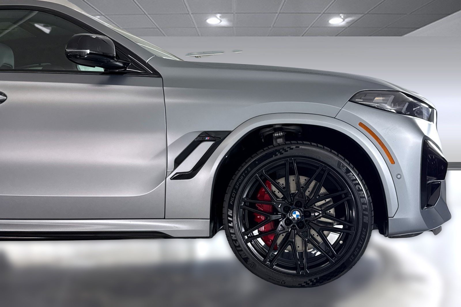 Used 2025 BMW X6 M Competition w/ Executive Package AWD/4WD image 36