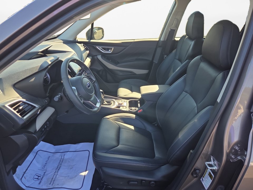 Used 2023 Subaru Forester Limited AWD/4WD image 11