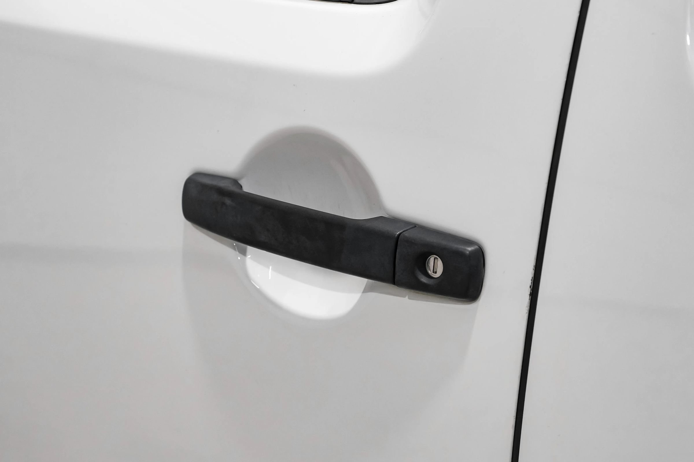 Used 2019 Nissan Frontier PRO-4X AWD/4WD image 36