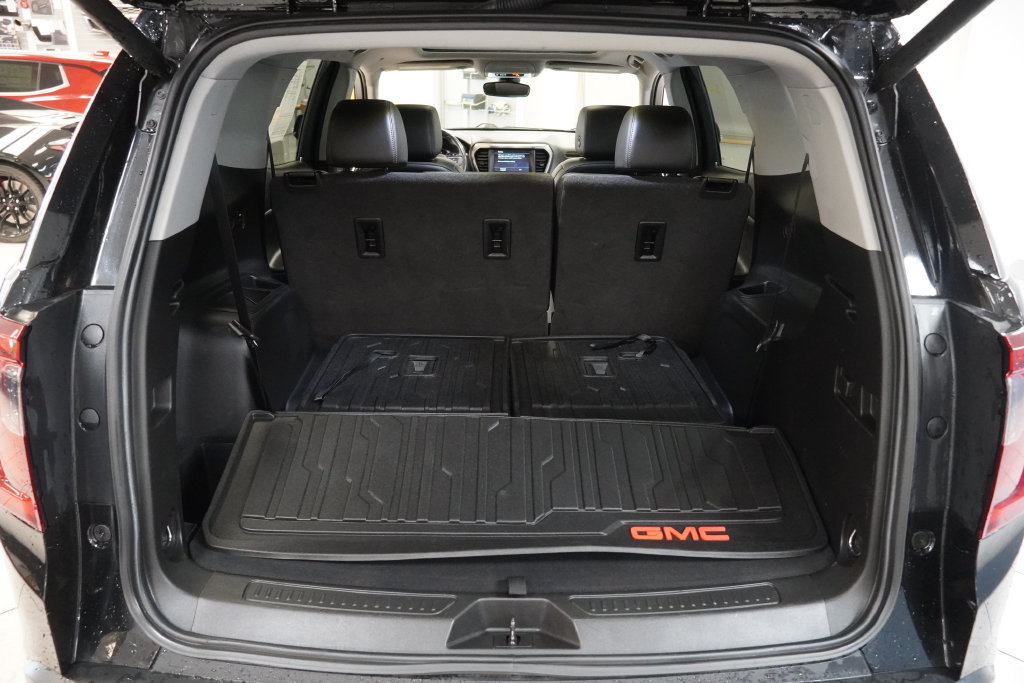 Used 2021 GMC Acadia AT4 w/ LPO, Floor Liner Package AWD/4WD image 13