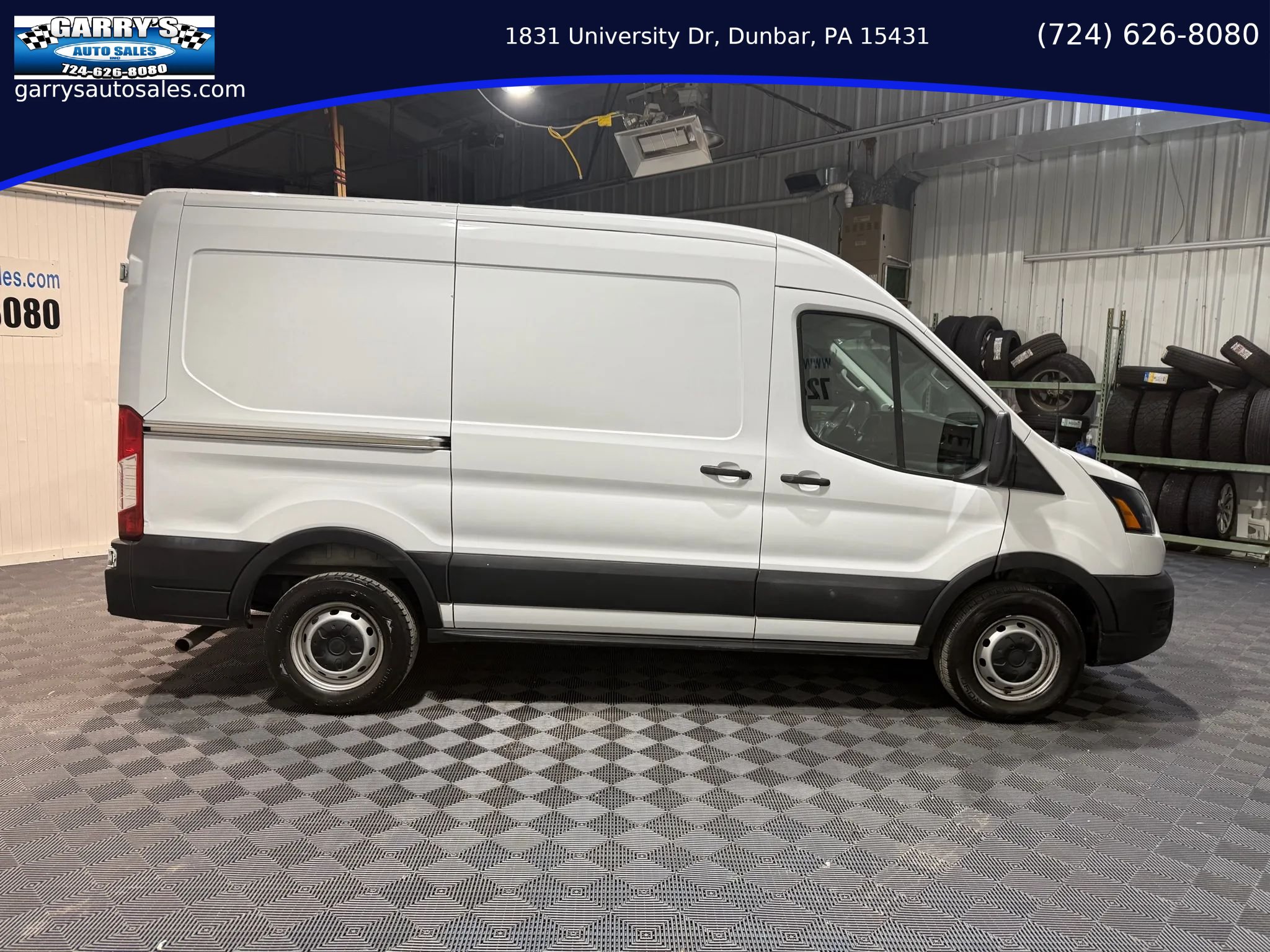 Used 2020 Ford Transit 250 Medium Roof RWD image 4