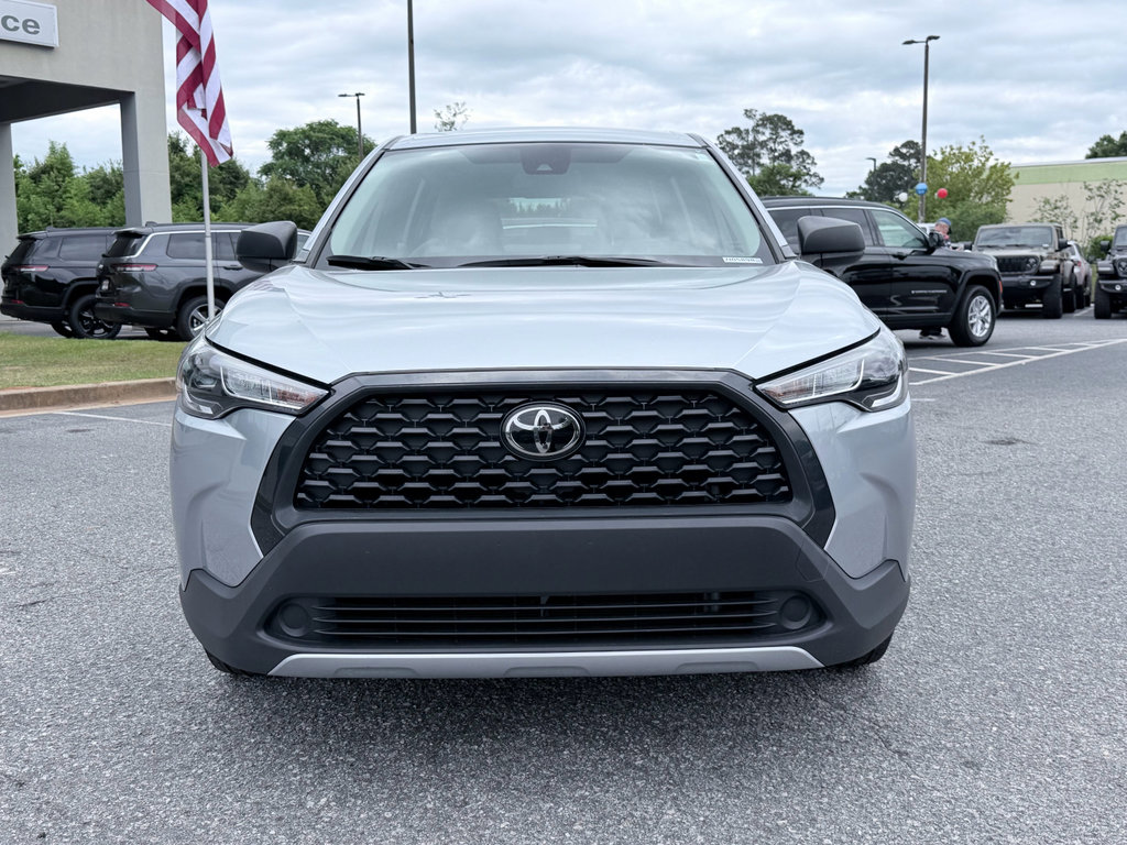 Used 2022 Toyota Corolla Cross L FWD image 3