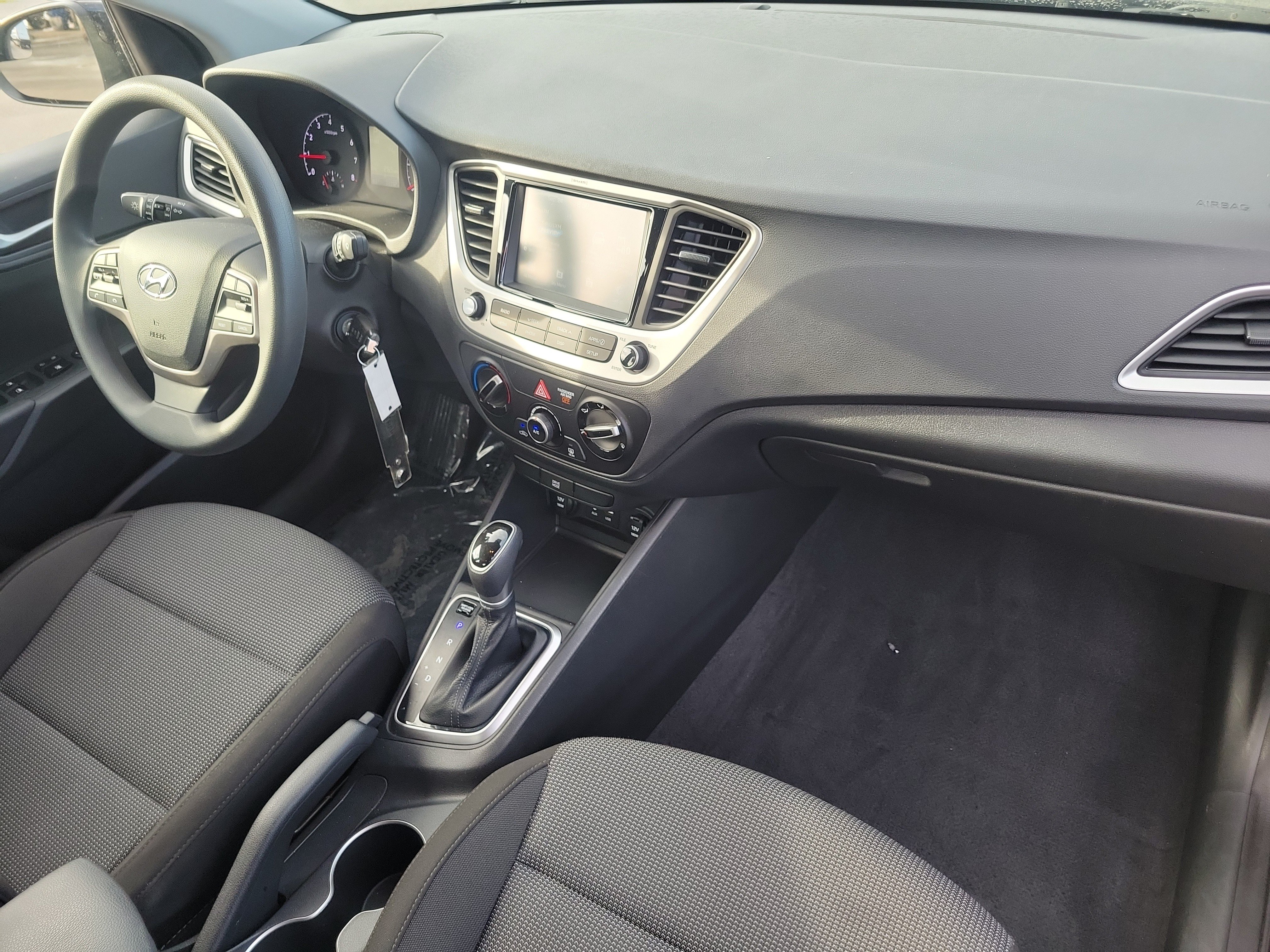 Used 2022 Hyundai Accent SEL FWD image 16
