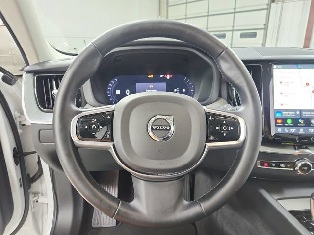 Used 2025 Volvo XC60 B5 Plus AWD/4WD image 24