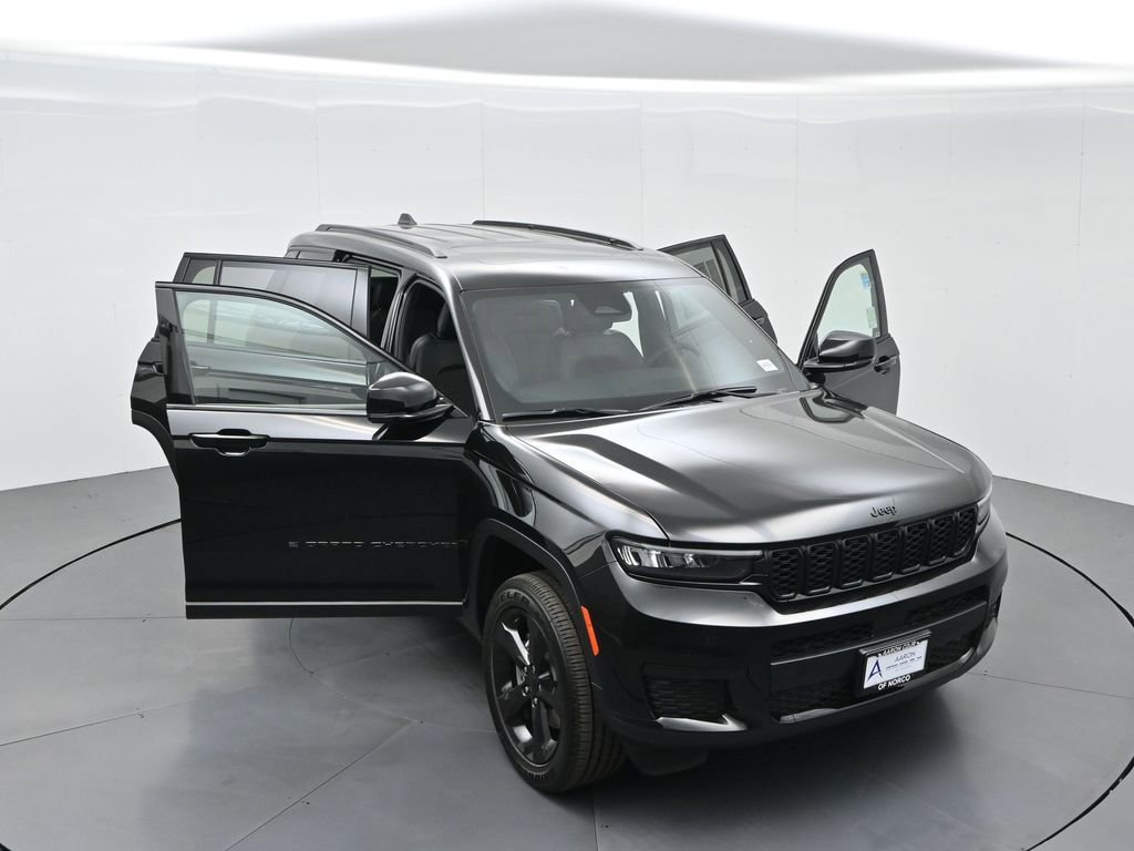 New 2025 Jeep Grand Cherokee L Altitude image 38