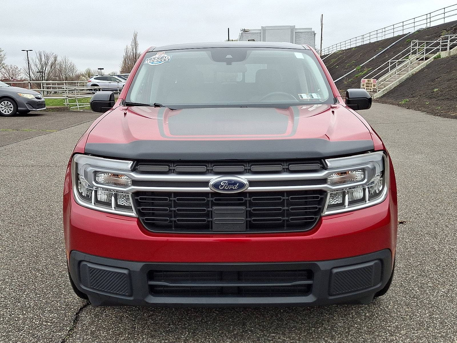 Used 2022 Ford Maverick Lariat w/ Lariat Luxury Package image 2