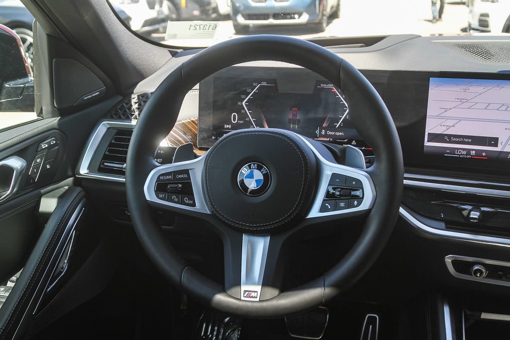 Used 2026 BMW X6 xDrive40i AWD/4WD image 11
