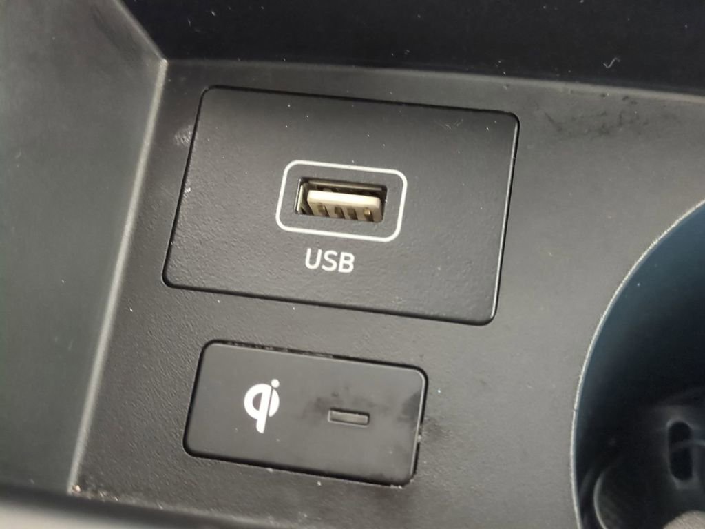 Used 2023 Hyundai Santa Fe SEL image 27