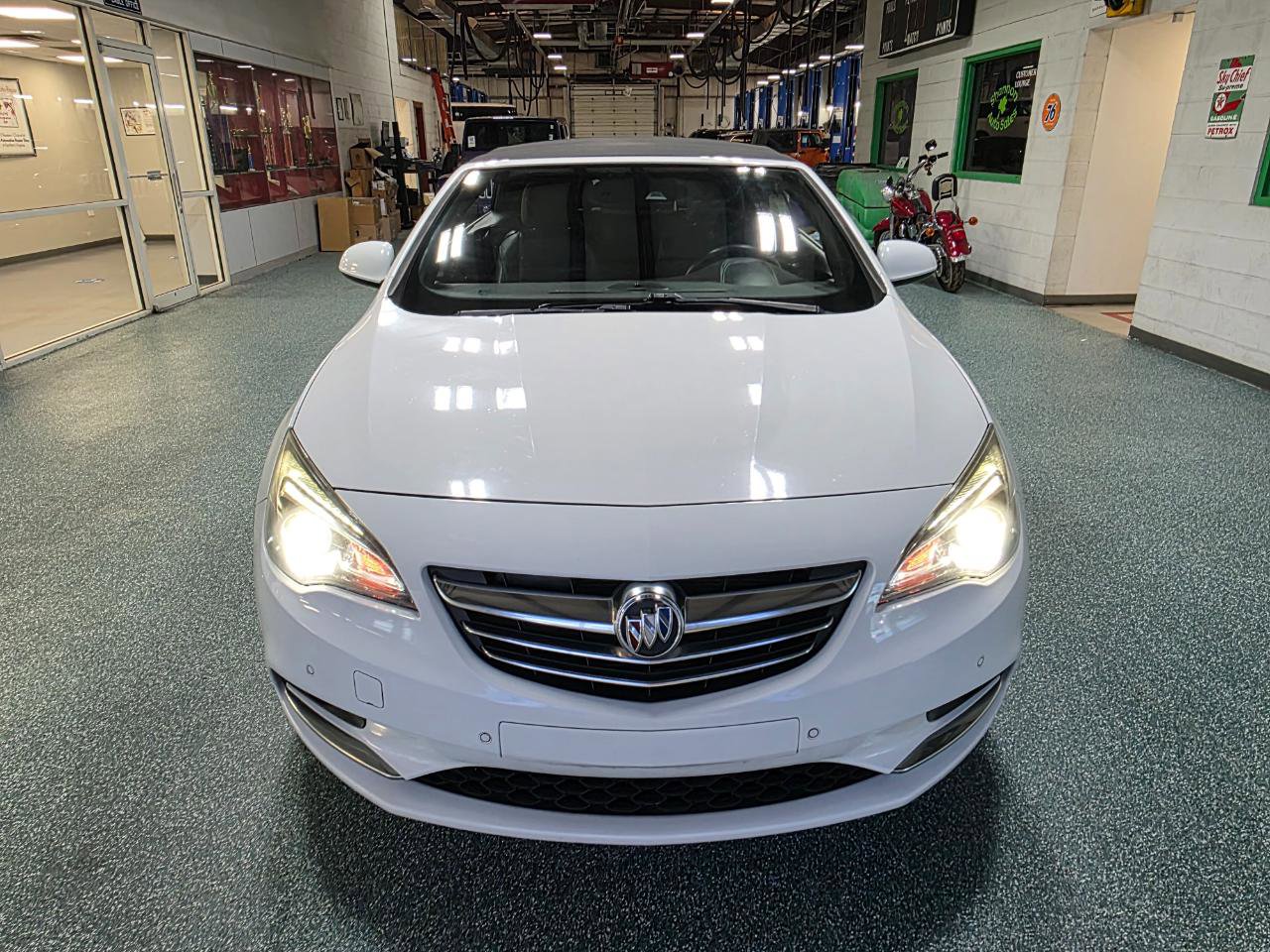 Used 2019 Buick Cascada Premium FWD image 3
