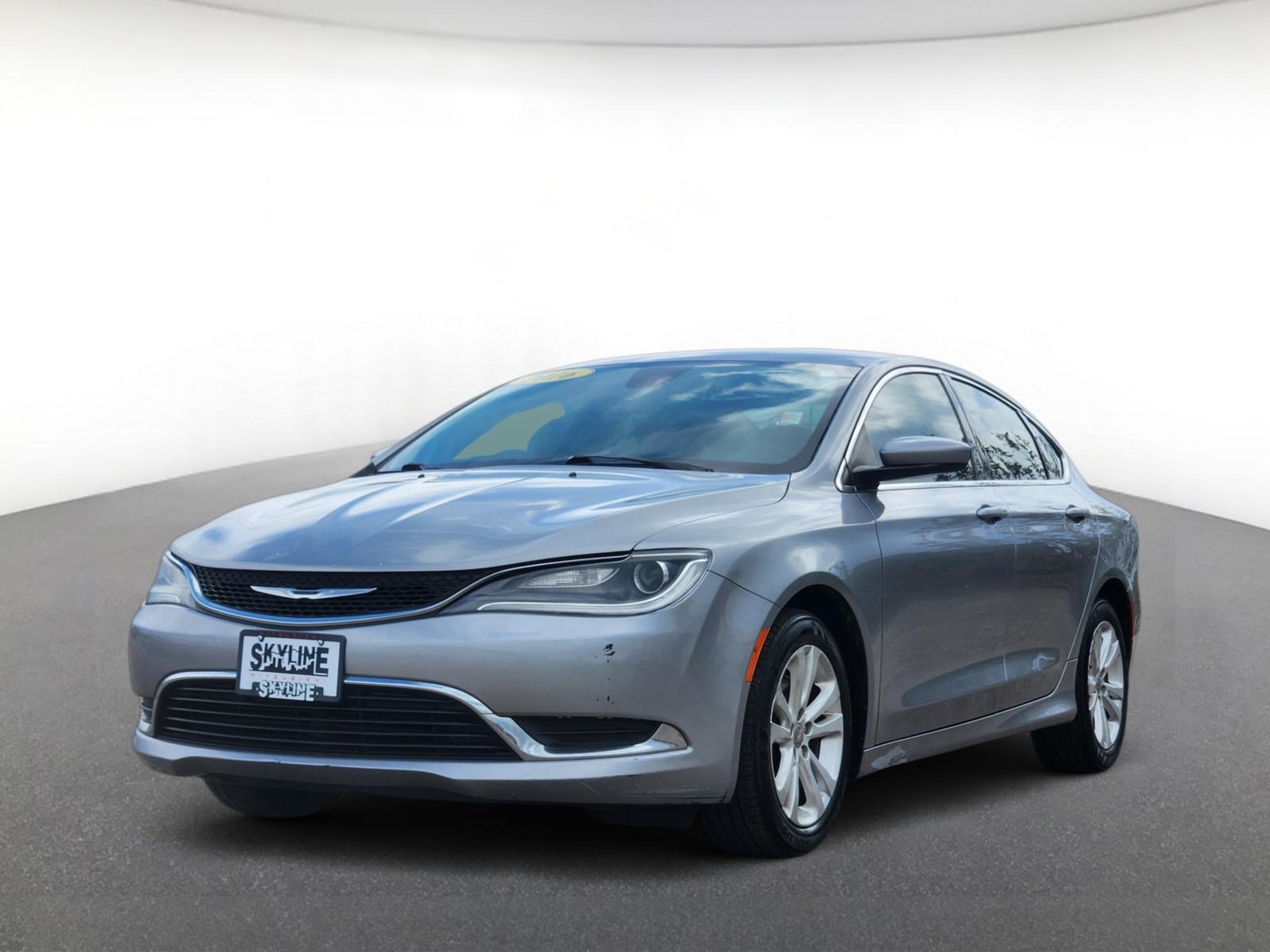 Used 2016 Chrysler 200 Limited w/ Convenience Group FWD image 2