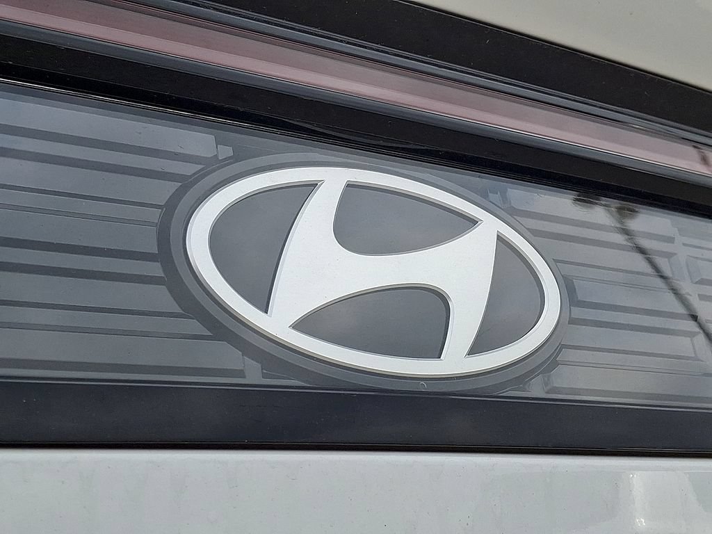 New 2025 Hyundai Sonata SEL FWD image 18