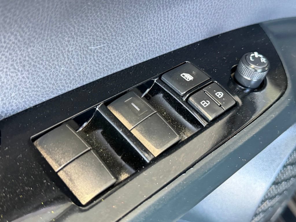 Certified 2021 Toyota Prius Prime LE FWD image 20