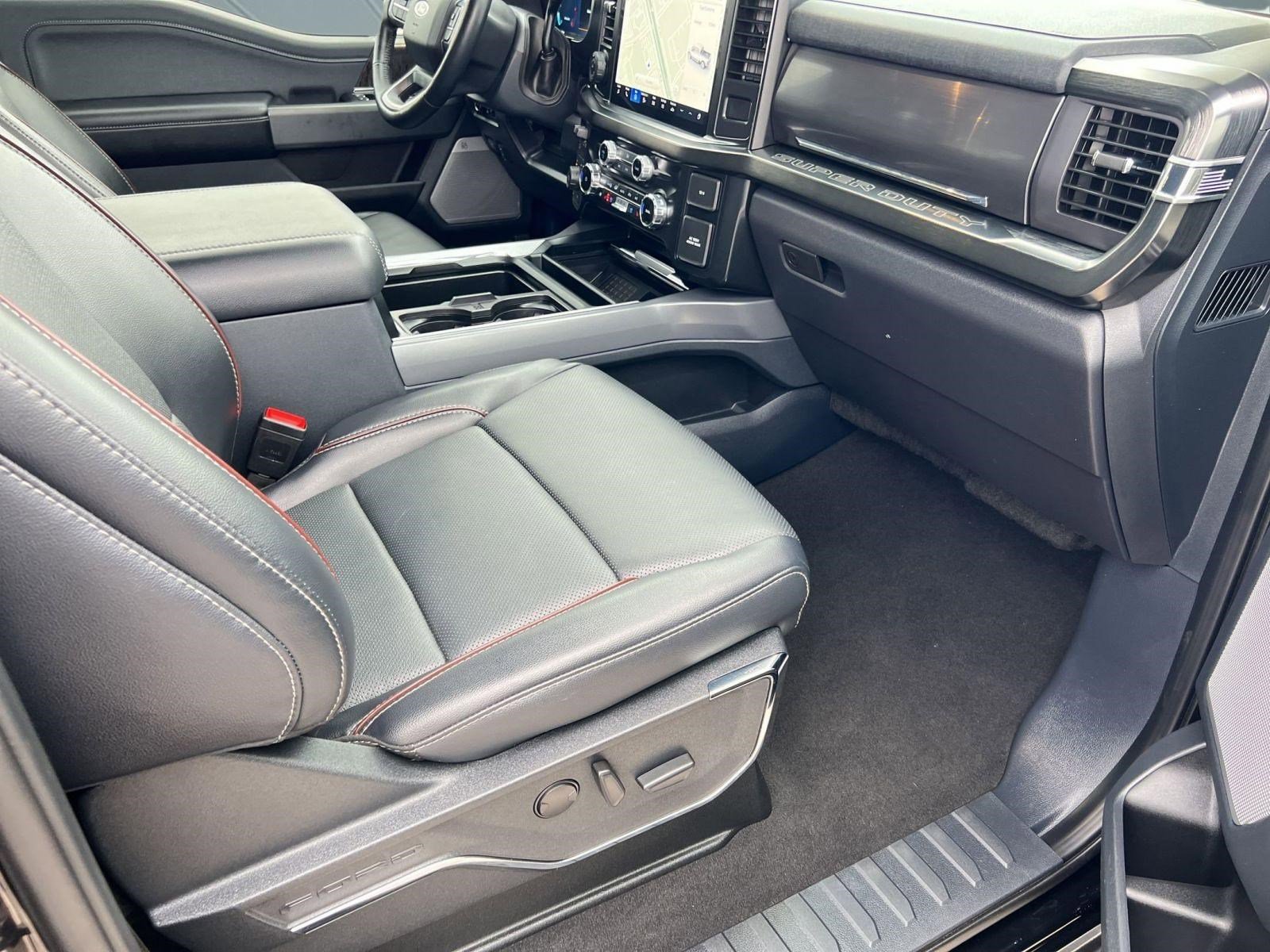 Used 2024 Ford F250 Lariat w/ Lariat Ultimate Package image 31