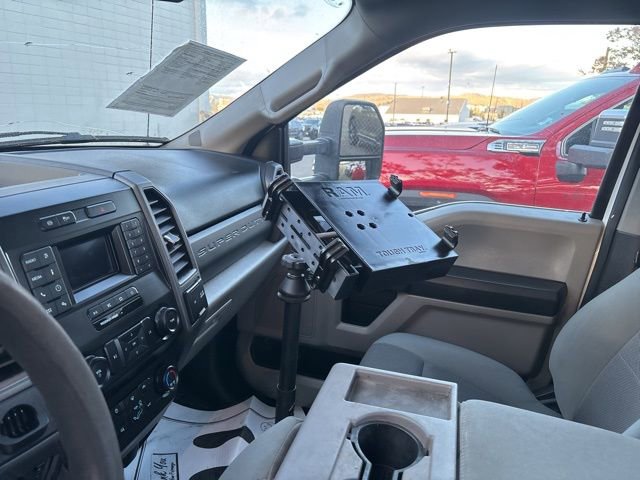 Used 2021 Ford F550 2WD Regular Cab Super Duty image 10