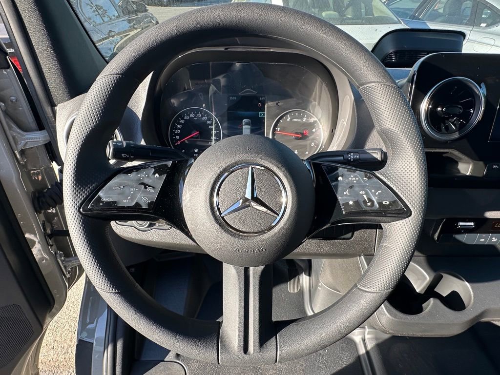 New 2025 Mercedes-Benz Sprinter 2500 image 19