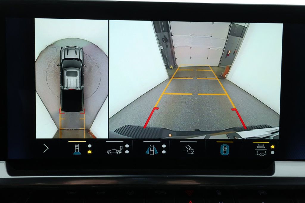 Used 2022 Chevrolet Silverado 1500 High Country image 16