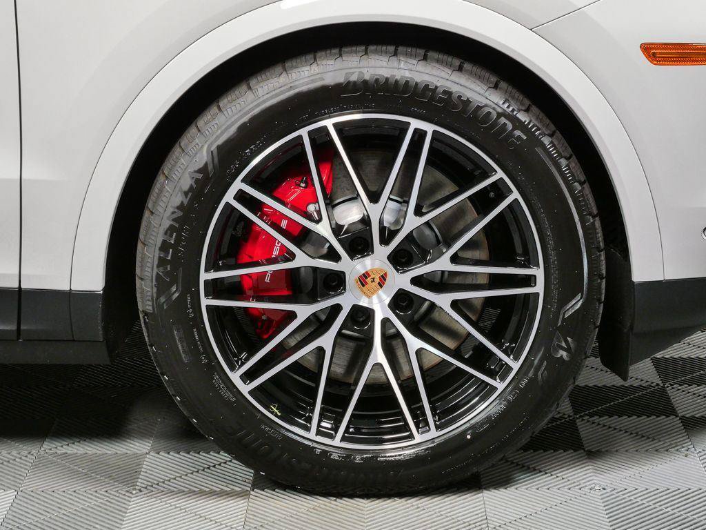 New 2026 Porsche Cayenne S AWD/4WD image 40