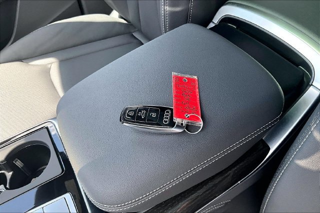 New 2026 Audi Q8 Premium Plus AWD/4WD image 10
