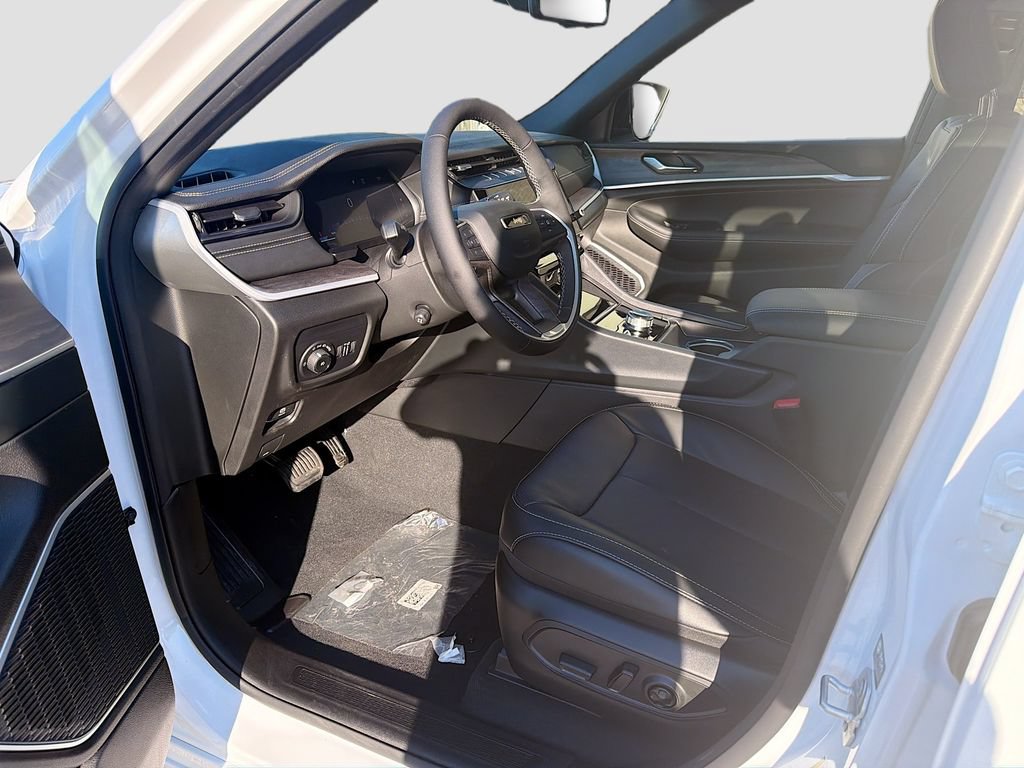 New 2026 Jeep Grand Cherokee Limited AWD/4WD image 25