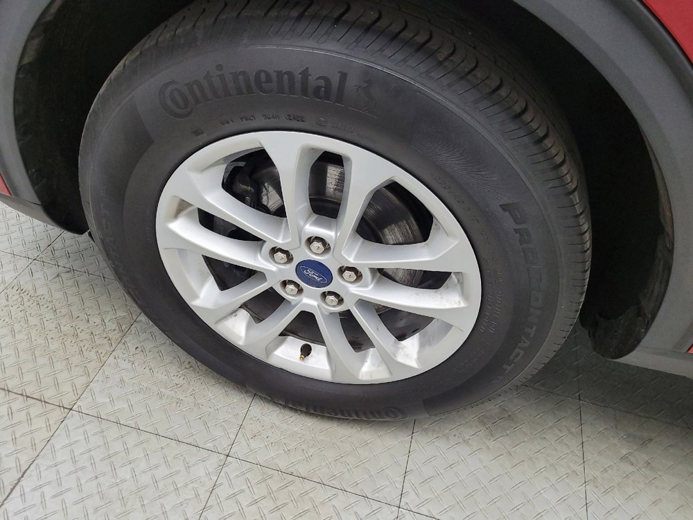 Used 2022 Ford Escape SE w/ Cold Weather Package image 31