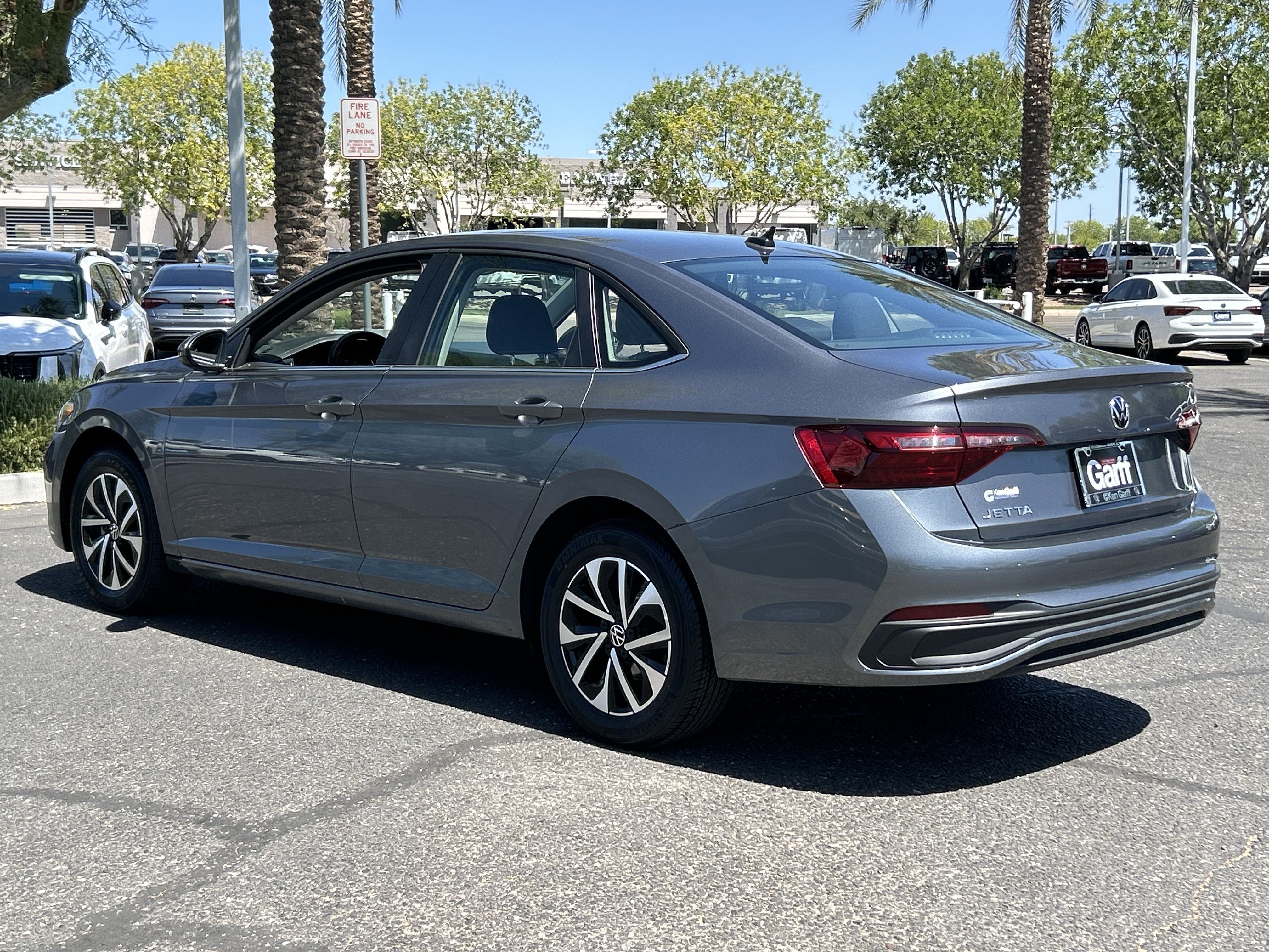 Used 2024 Volkswagen Jetta S FWD image 3