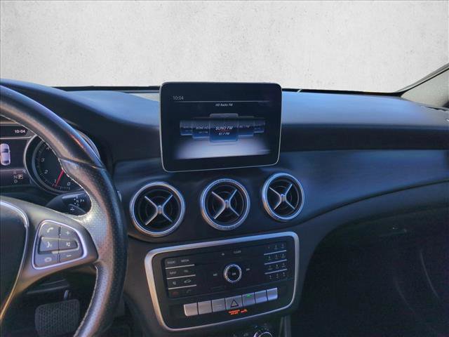 Used 2018 Mercedes-Benz CLA 250 image 14