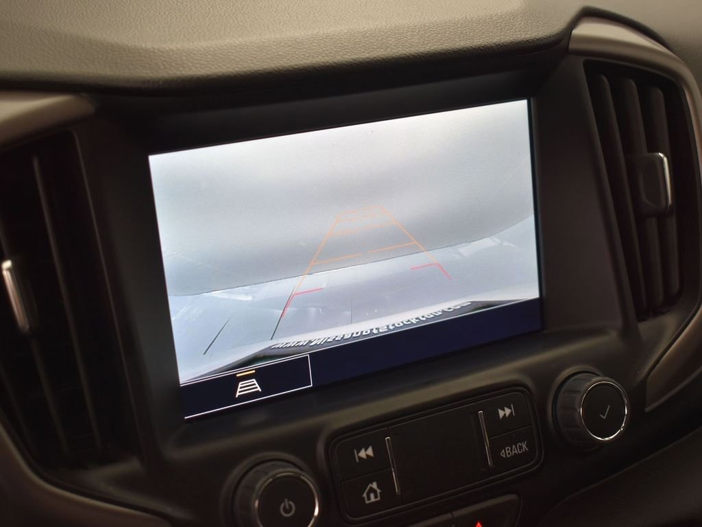 Used 2023 GMC Terrain AT4 image 31