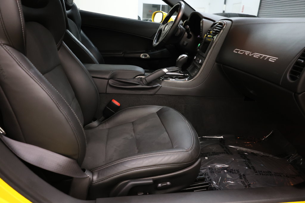Used 2012 Chevrolet Corvette Grand Sport w/ 4LT Preferred Equipment Group RWD image 79