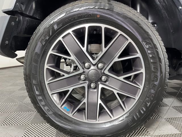 Used 2023 Jeep Wrangler Unlimited Sahara w/ Cold Weather Group image 15