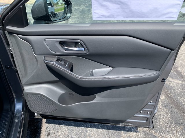 New 2026 Nissan Rogue SV AWD/4WD image 19