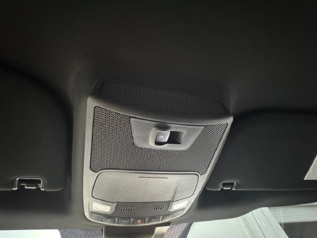 Used 2020 Ford F150 4x4 SuperCrew image 25