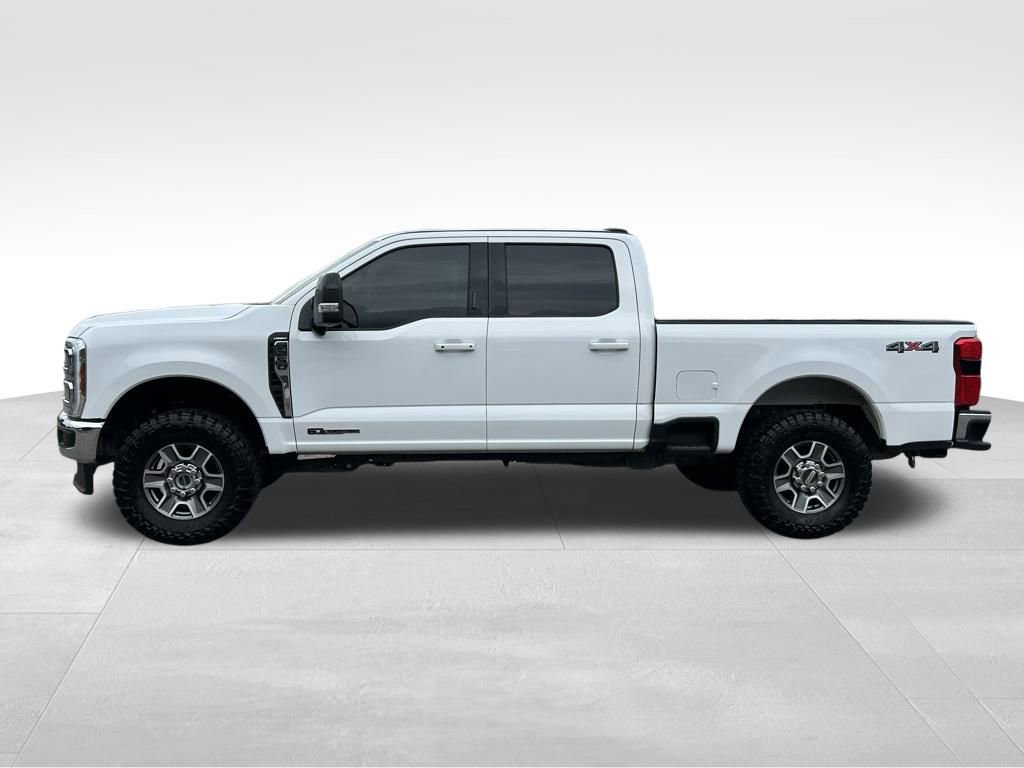 Used 2024 Ford F250 Lariat AWD/4WD image 2