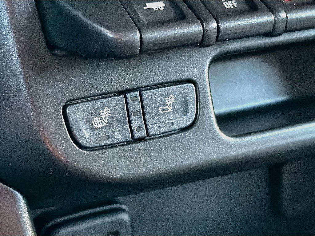 Used 2022 Chevrolet Colorado Z71 AWD/4WD image 19