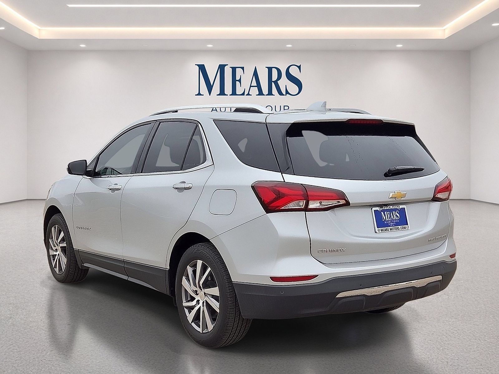 Used 2022 Chevrolet Equinox Premier AWD/4WD image 3