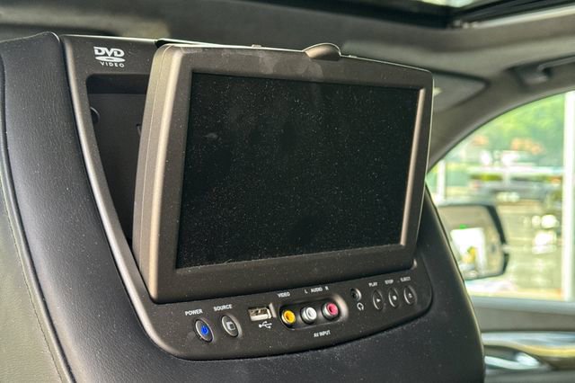 Used 2017 Cadillac Escalade Platinum image 15