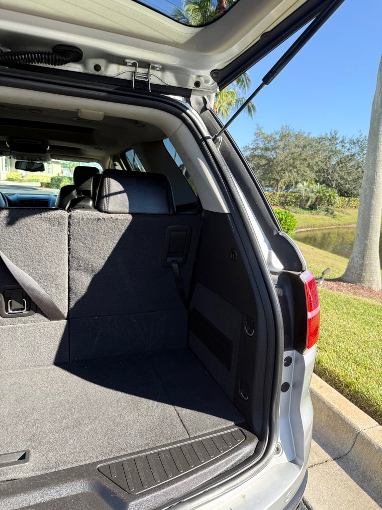 Used 2009 Saturn Outlook XR w/ Convenience Package image 15