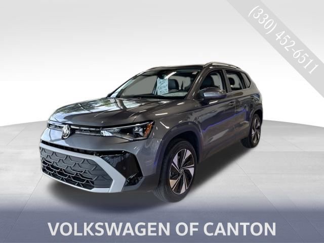 New 2025 Volkswagen Taos SE AWD/4WD image 1