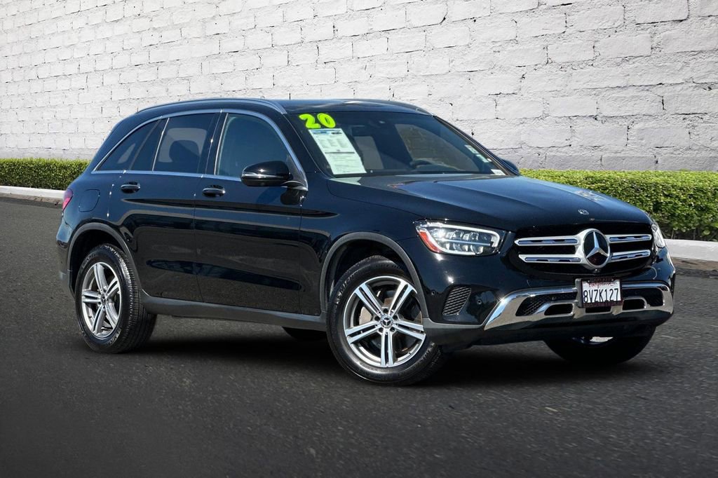 Used 2020 Mercedes-Benz GLC 300 4MATIC image 2