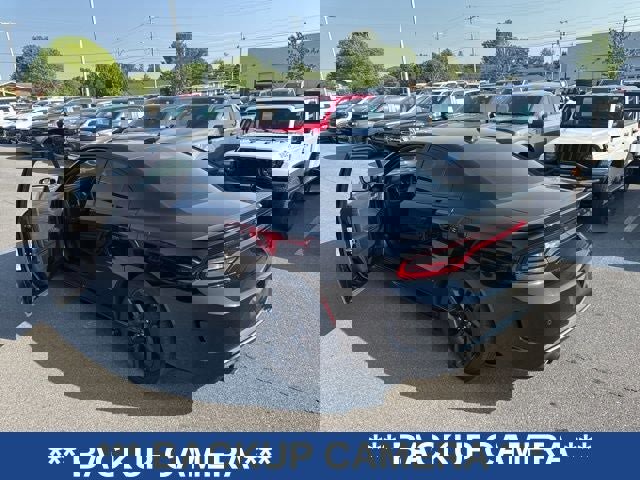 Used 2021 Dodge Charger R/T w/ Blacktop Package RWD image 3