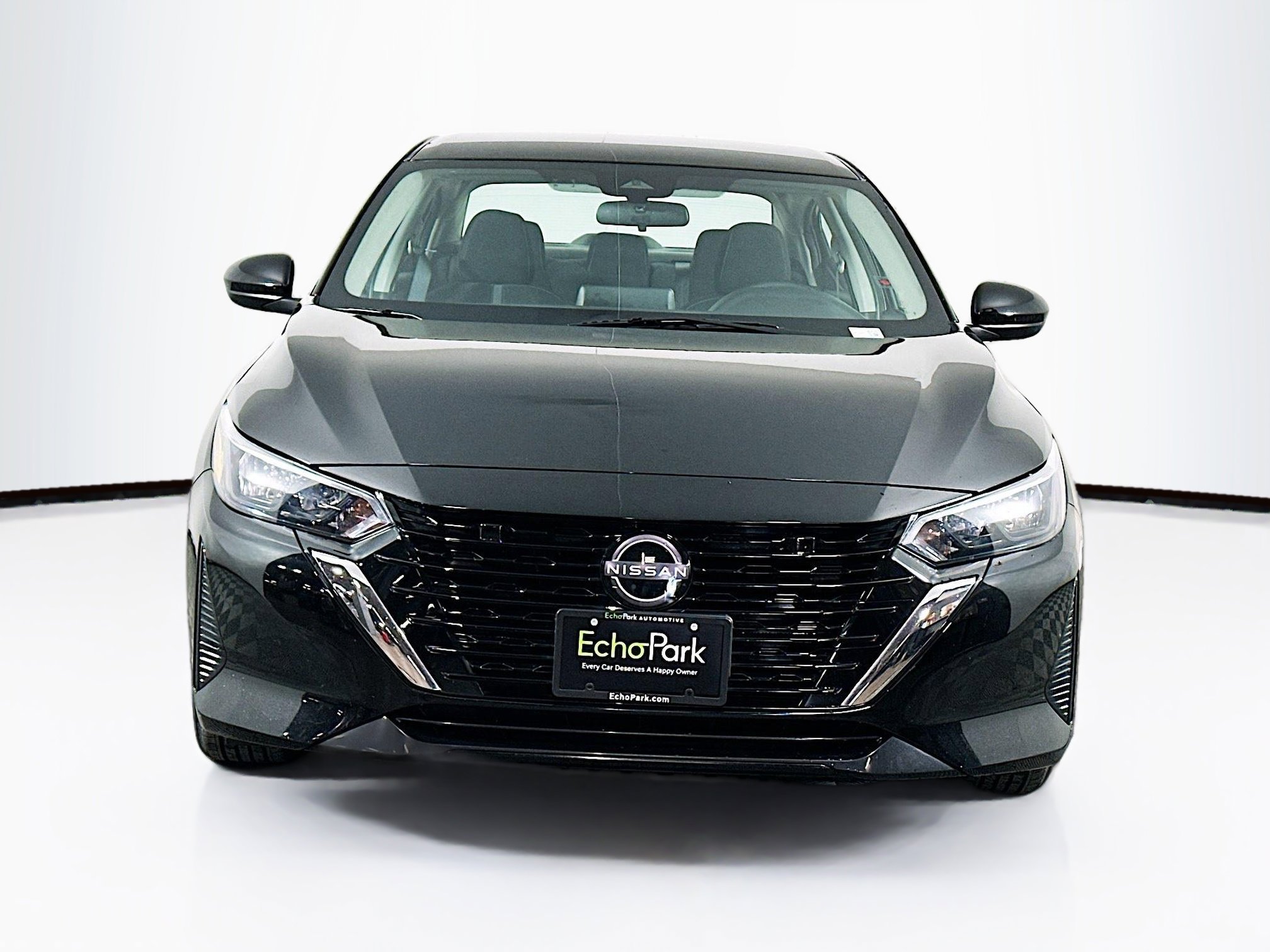 Used 2024 Nissan Sentra SV image 2