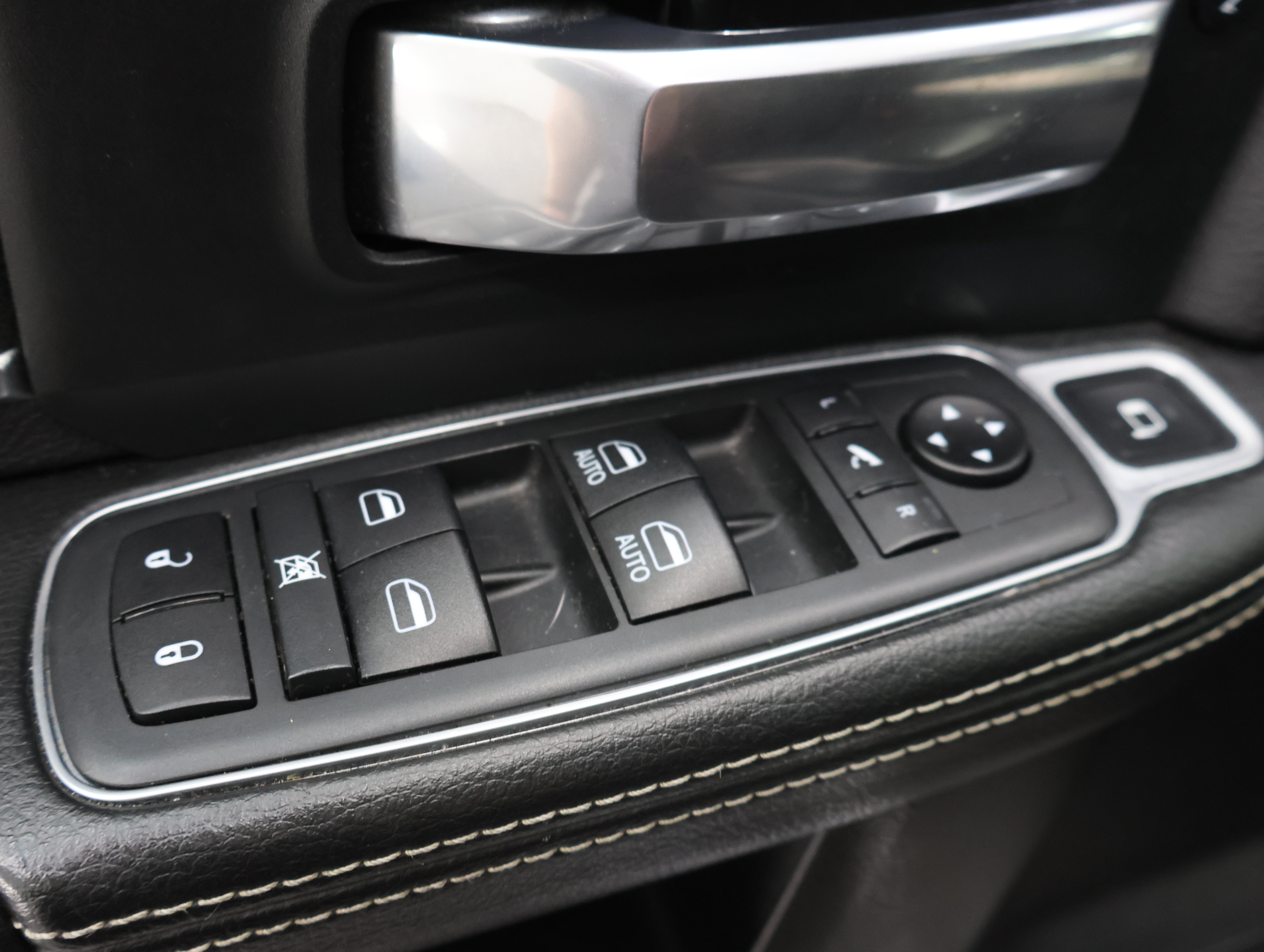 Used 2019 RAM 3500 Laramie AWD/4WD image 39