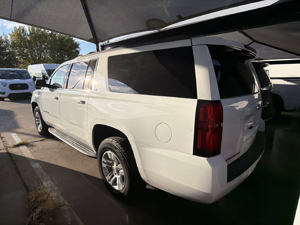 Used 2020 Chevrolet Suburban LT AWD/4WD image 2