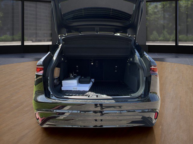 New 2026 Jaguar F-PACE R-Dynamic S image 22