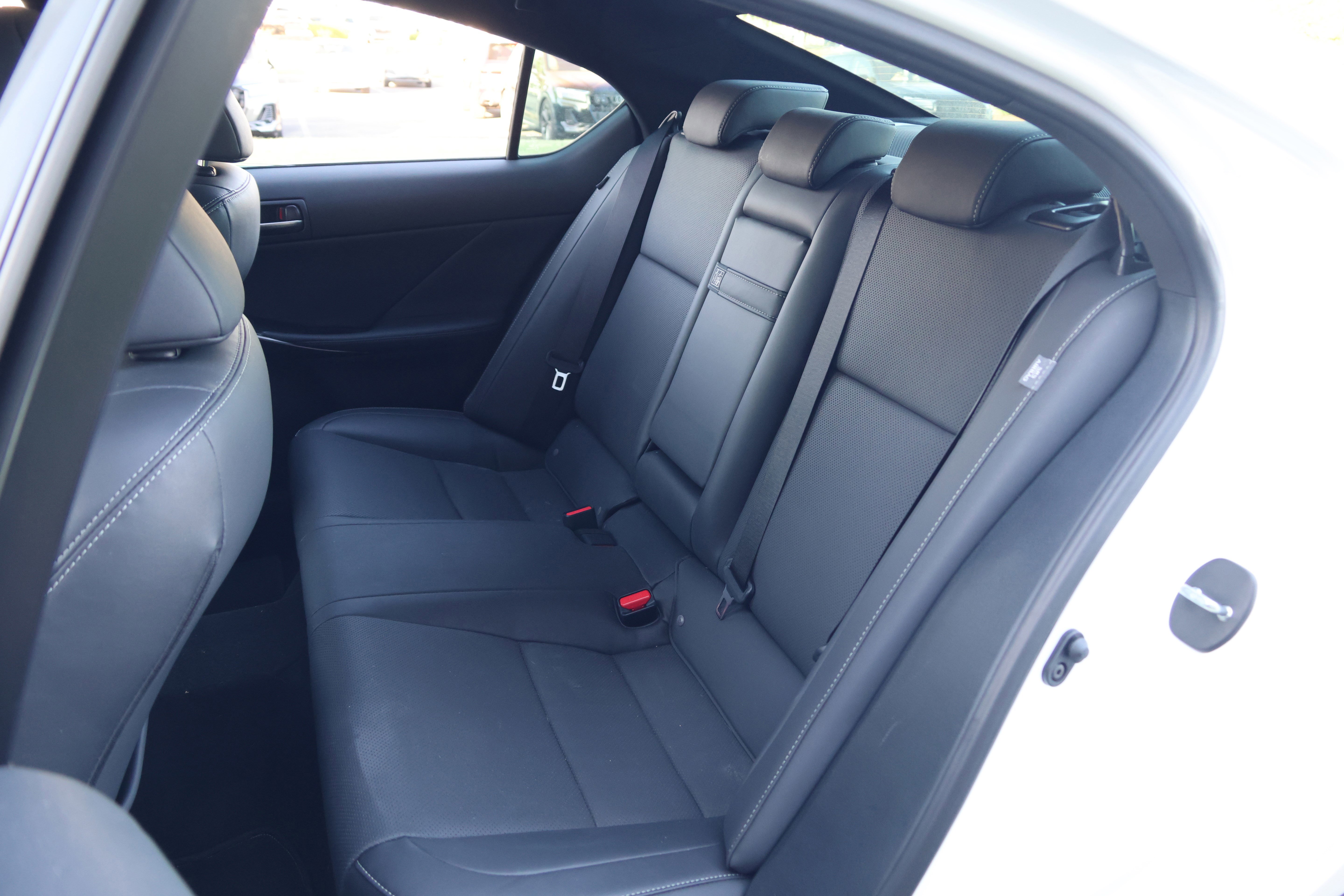 Used 2024 Lexus IS 300 w/ Premium Package RWD image 36