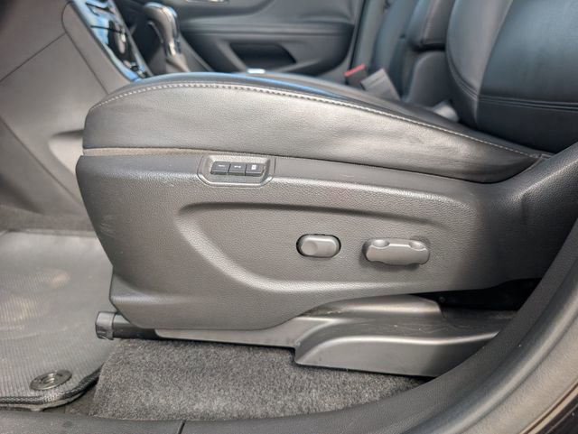 Used 2019 Buick Encore Essence w/ Safety Package II FWD image 20