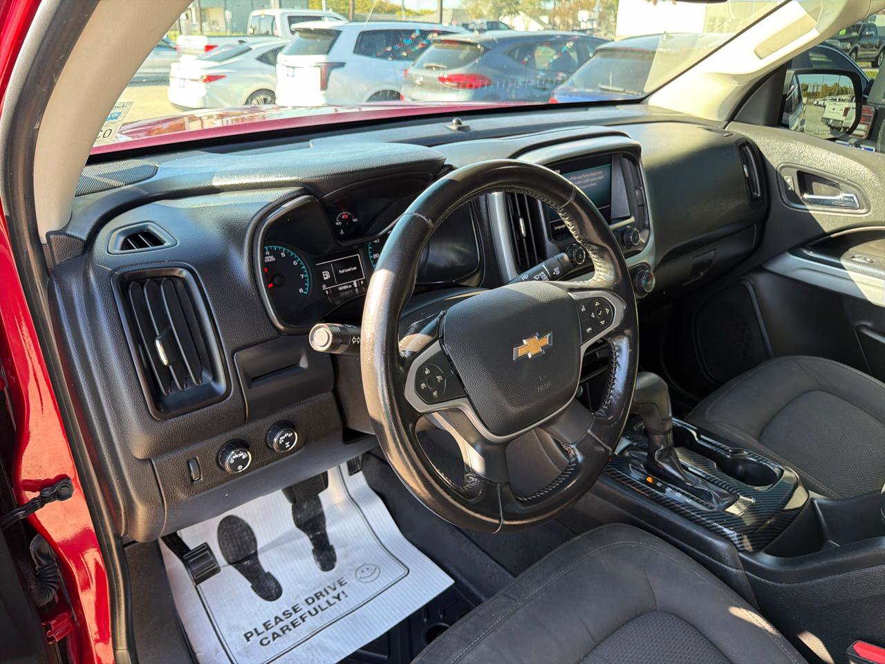 Used 2021 Chevrolet Colorado LT AWD/4WD image 16