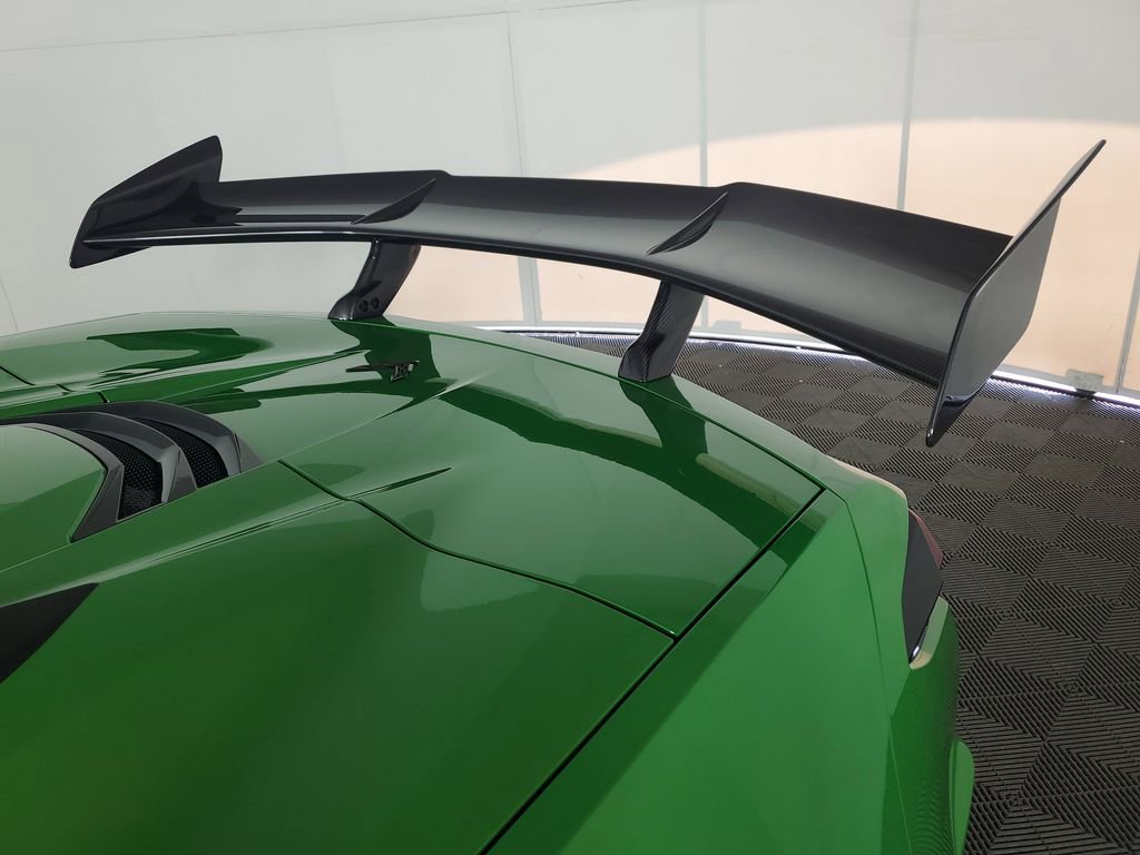 New 2026 Chevrolet Corvette ZR1 w/ ZR1 Carbon Fiber Aero Package image 14